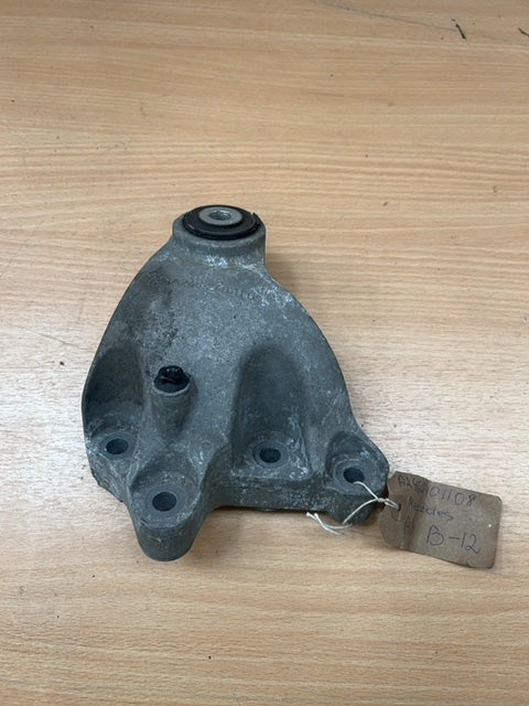 MERCEDES-BENZ B W246, W242 Engine Rear Bracket A2462401108 Electricity 30144654