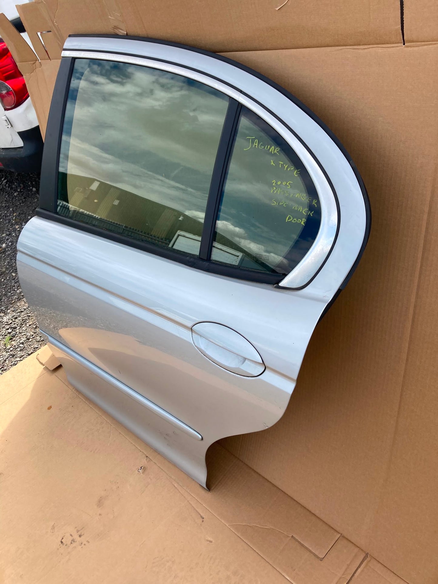 JAGUAR X TYPE 2005 PASSENGER SIDE REAR DOOR SALOON