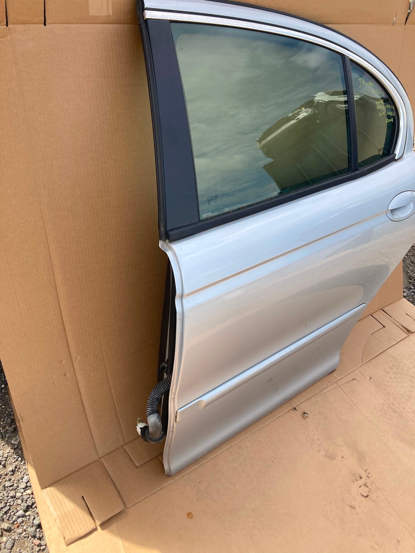 JAGUAR X TYPE 2005 PASSENGER SIDE REAR DOOR SALOON