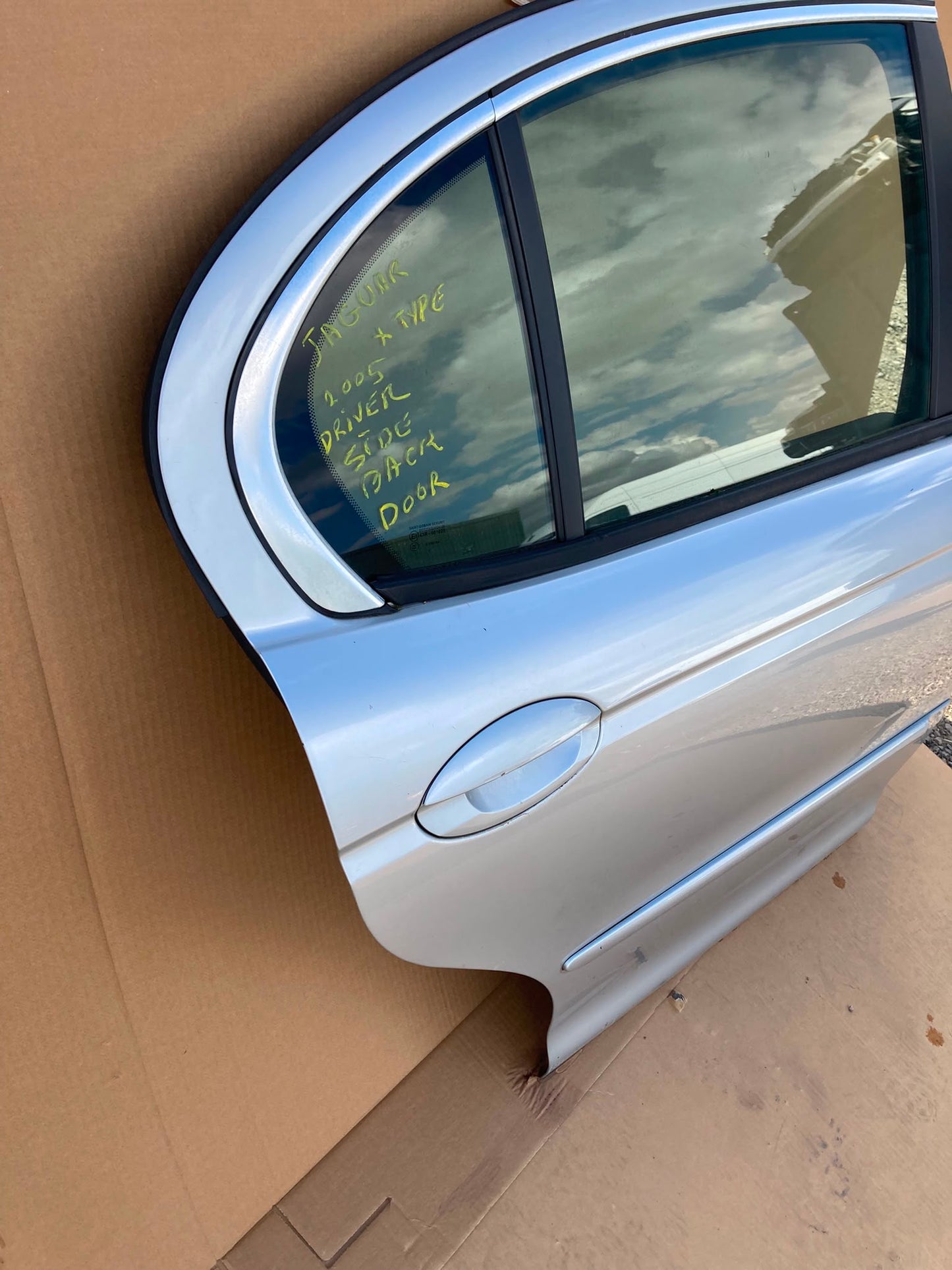 JAGUAR X TYPE 2005 DRIVER SIDE REAR DOOR SALOON