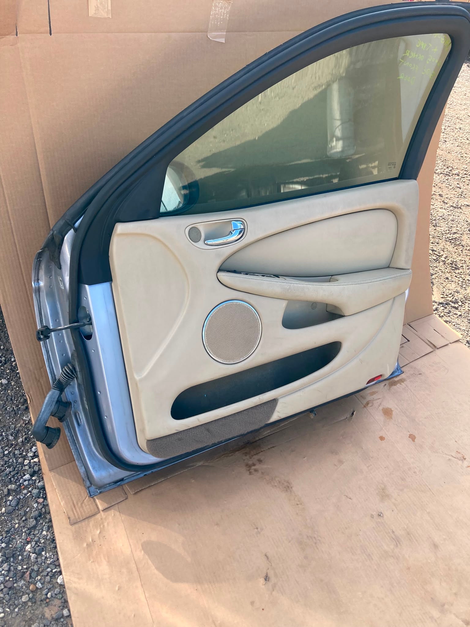 JAGUAR X TYPE 2005 RIGHT DRIVER SIDE FRONT DOOR SALOON
