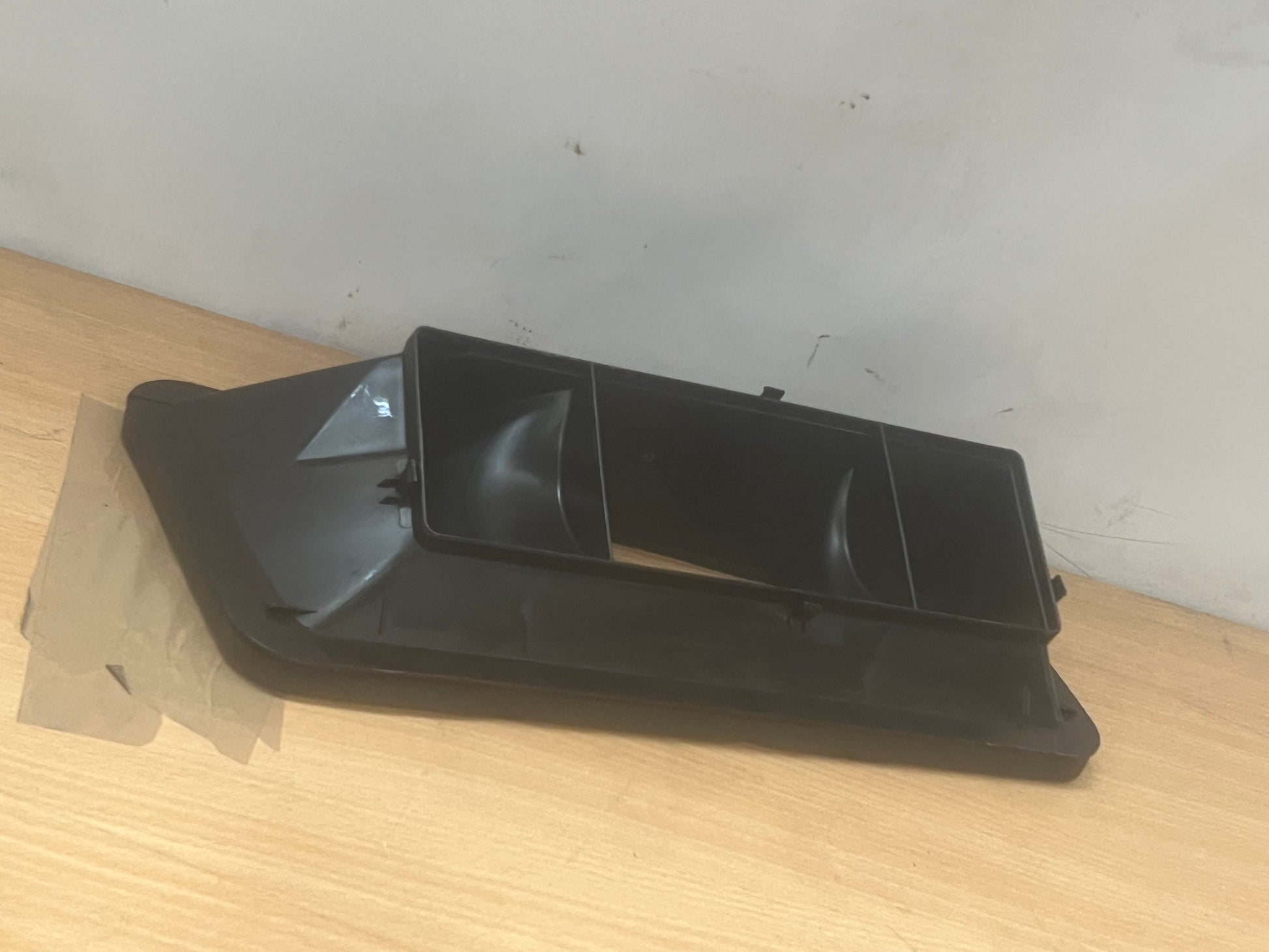 VW GOLF MK7 2012-2020 AIR INTAKE GUIDE 5G2819241
