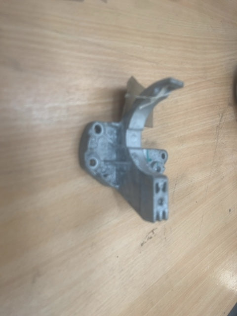 Volvo XC70 Cross Country auxiliary water pump 31493255 2.00 Petrol