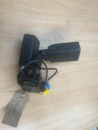MERCEDES-BENZ Rear Left Side Seat Belt Buckle A 176 860 0469
