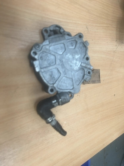 VOLKSWAGEN PASSAT B7 VACUUM PUMP 03L145100F 2.0TDI