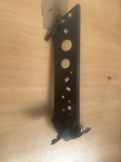 Mazda CX-5 MK1 Driver Side Front 2012-2017 Wing Fender Mount Bracket KD5352140