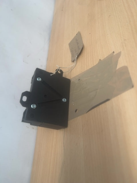 Mercedes C-Class W204 2012 Fuel Pump Control Unit ECU A0009003101