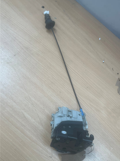 Audi A3 8V Passenger Side Front 2013-19 Front Passenger Side Door Lock 8X2837015