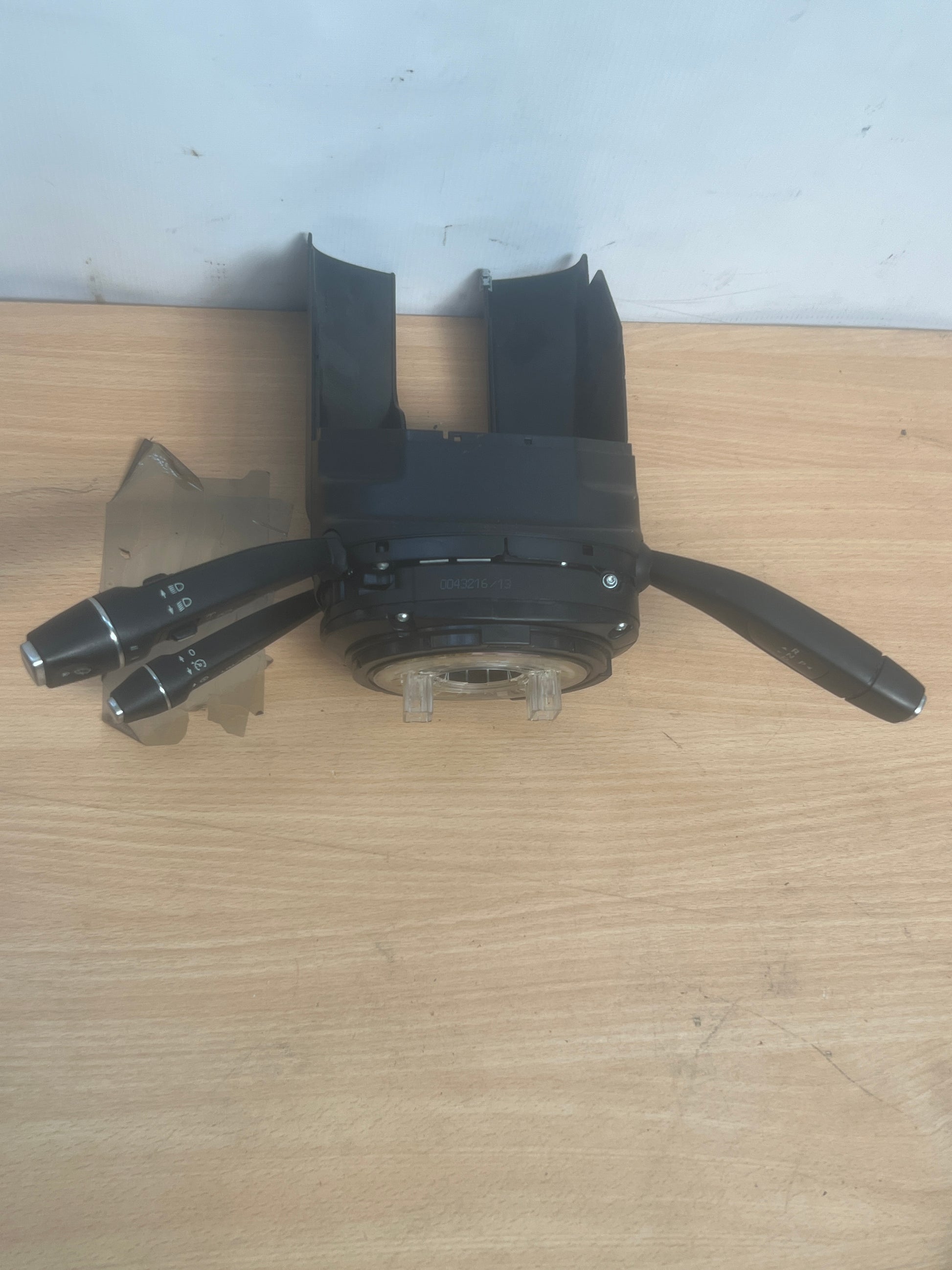 Mercedes B-CLASS W246 2011-2019 Steering Column Combo Switch A24690012119051