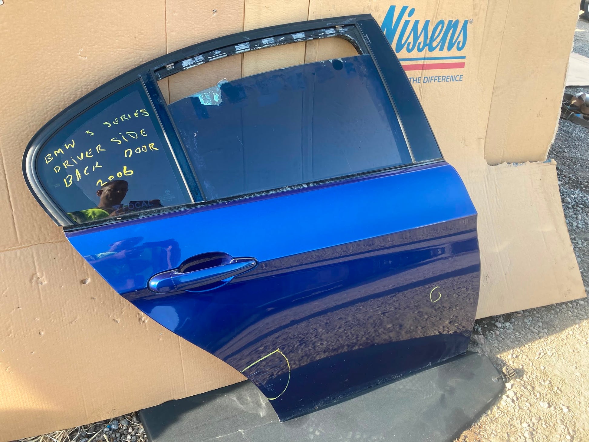 BMW 320D SERIES DRIVER SIDE REAR DOOR SALOON 2006 IN BLUE
