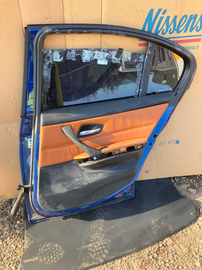BMW 320D SERIES DRIVER SIDE REAR DOOR SALOON 2006 IN BLUE
