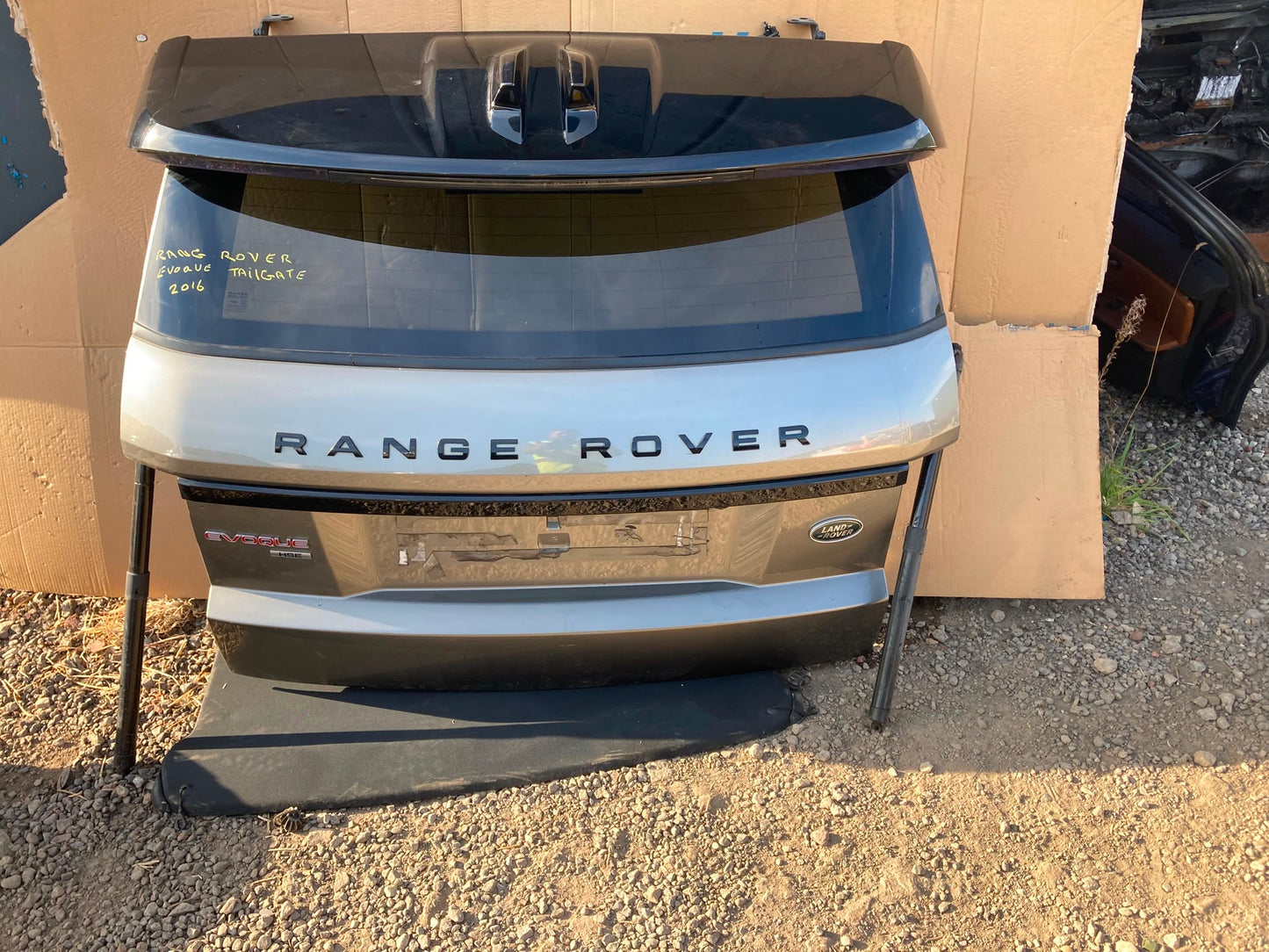 RANGE ROVER EVOQUE L538 TAILGATE 5 DOOR 2016 IN GREY