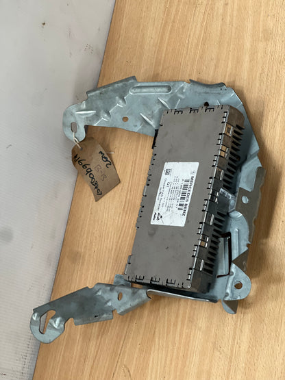 Mercedes E Class C207 2014 DAB Receiver Control Module ECU A1669003407