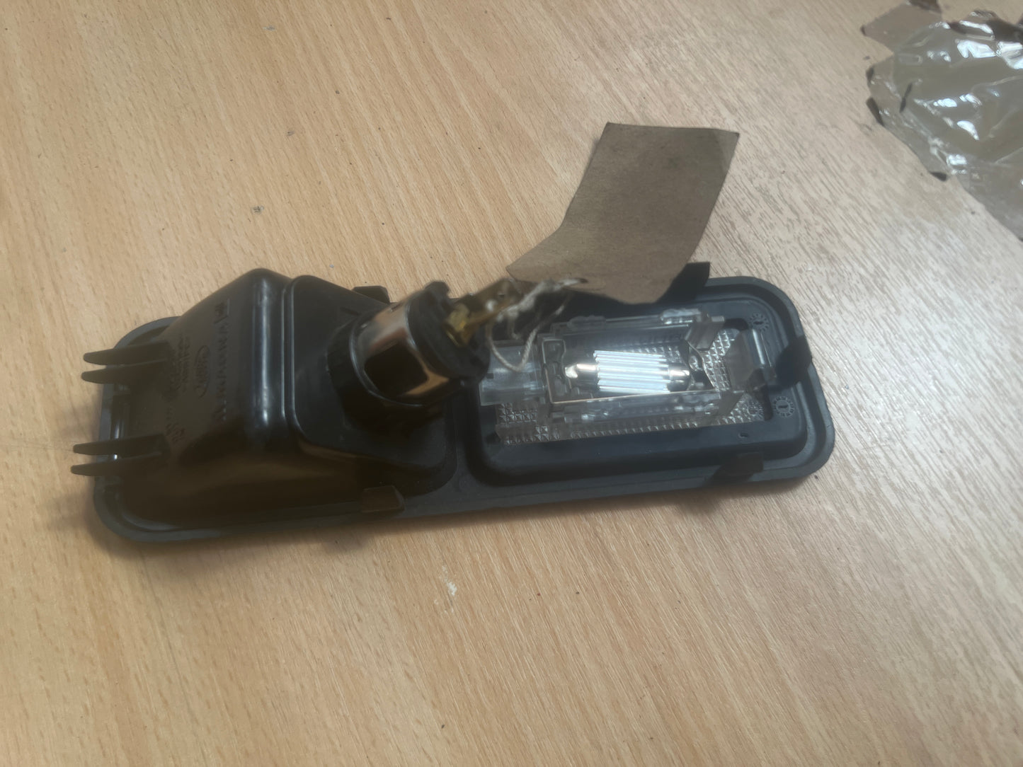 Range Rover Vogue L322 09-12 Power Outlet Supply Switch 51477027276