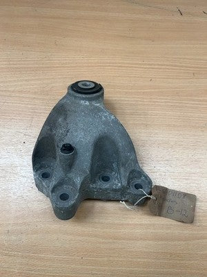 MERCEDES-BENZ B W246, W242 Engine Rear Bracket A2462401108 Electricity 30144654