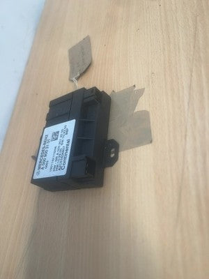 Mercedes C-Class W204 2012 Fuel Pump Control Unit ECU A0009003101