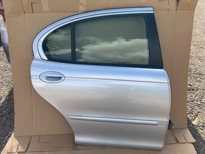 JAGUAR X TYPE 2005 DRIVER SIDE REAR DOOR SALOON