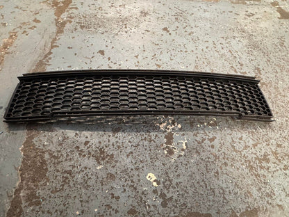 Fiat 500 CC 2007-2016 Front Bumper Lower Bumper Honeycomb Grill