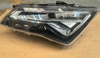 Seat Ateca 16-20 Passenger LED Headlight 577941007D (1LUGDAMAGED)