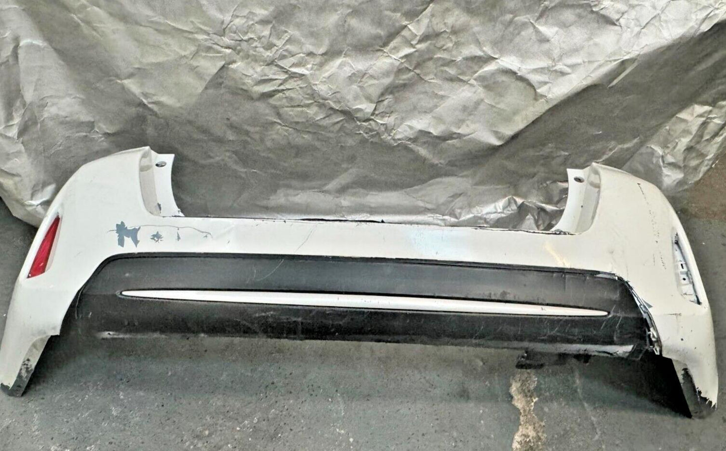 Toyota Auris Estate 13-16 White Rear Bumper Complete 52159-02870