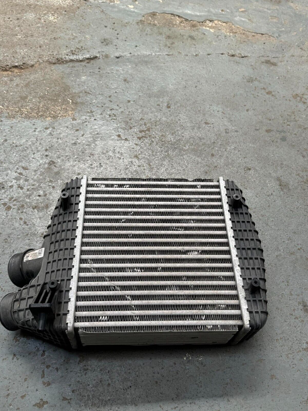 Maserati Levante Diesel Intercooler Radiator 670109550