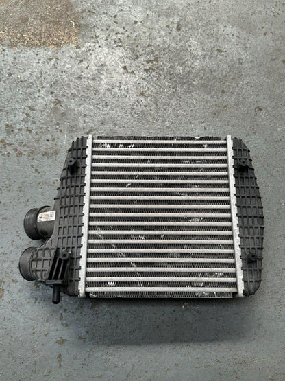 Maserati Levante Diesel Intercooler Radiator 670109550