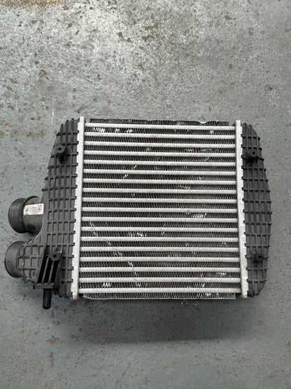 Maserati Levante Diesel Intercooler Radiator 670109550