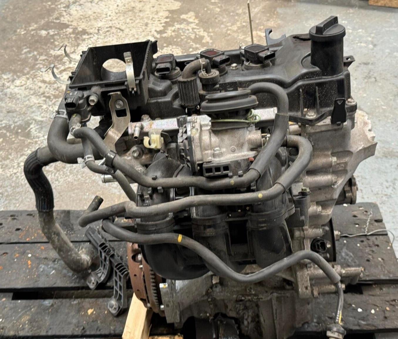 Peugeot 108 1.0 Petrol Complete Engine ( Side Housing Mount Damaged) 384F engine