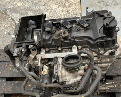 Peugeot 108 1.0 Petrol Complete Engine ( Side Housing Mount Damaged) 384F engine