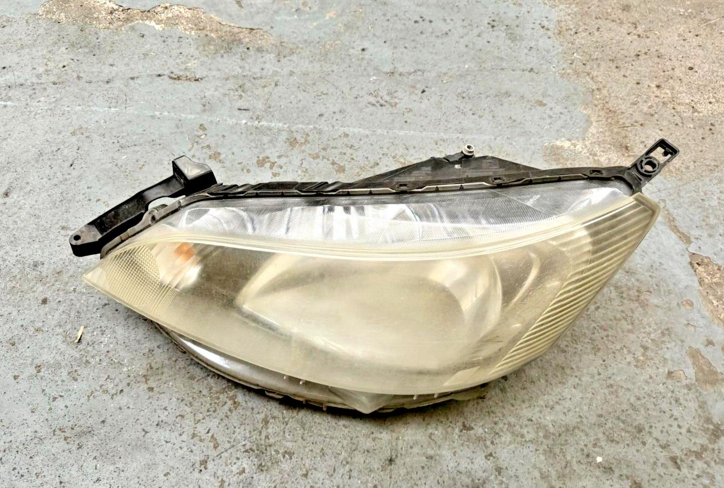 Peugeot Expert Tepee E7 2012-2016 Passenger Headlight (Need Lens Clean )