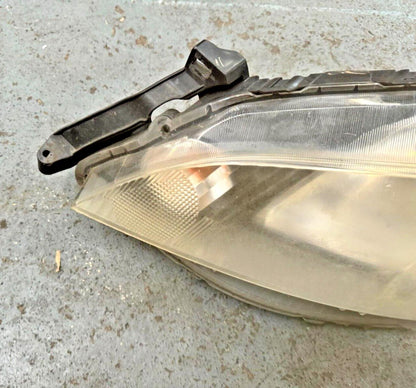 Peugeot Expert Tepee E7 2012-2016 Passenger Headlight (Need Lens Clean )