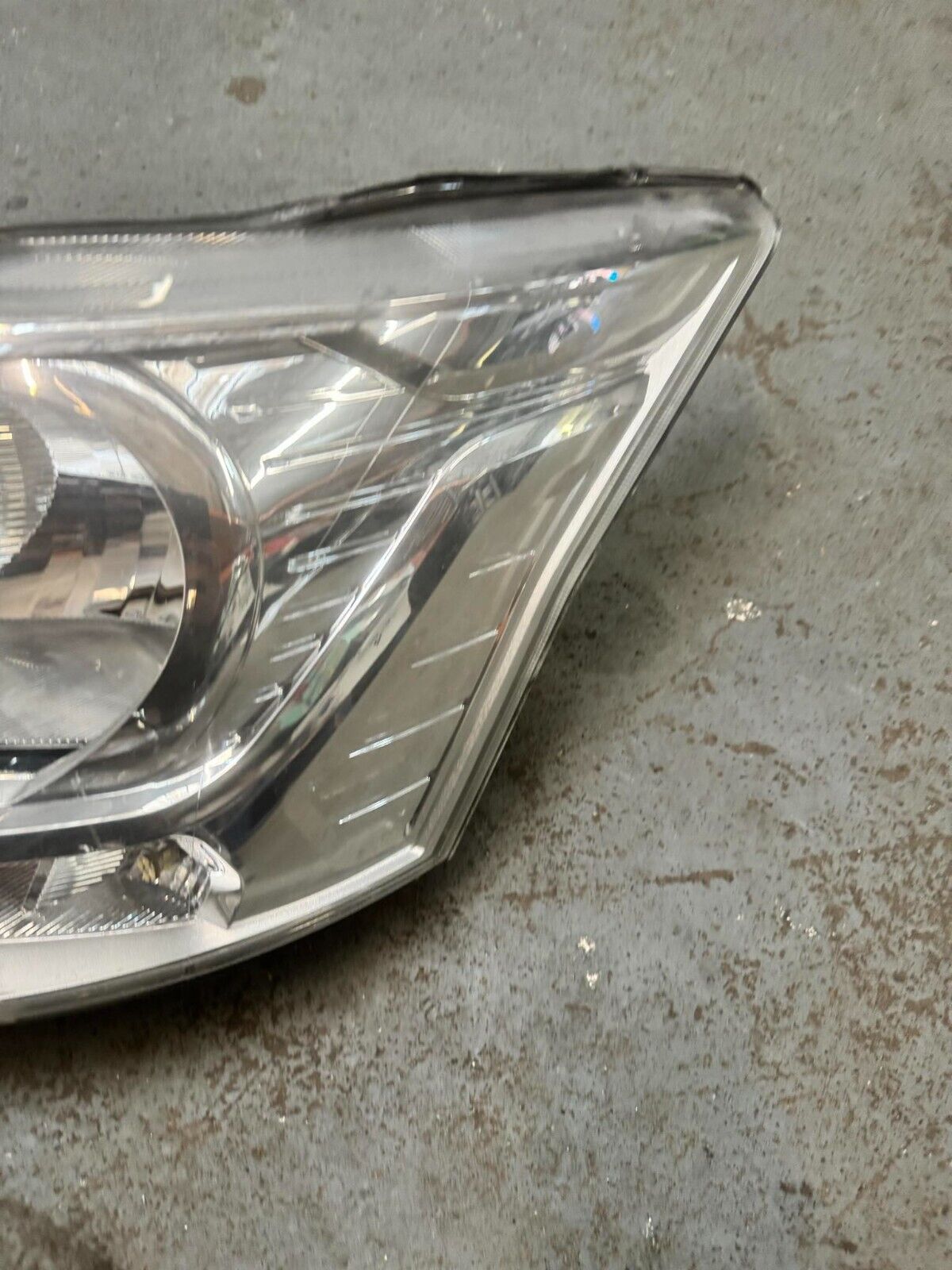 Ford Transit Mk8 14-18 Passenger Halogen Headlight BK31-13W030-AF