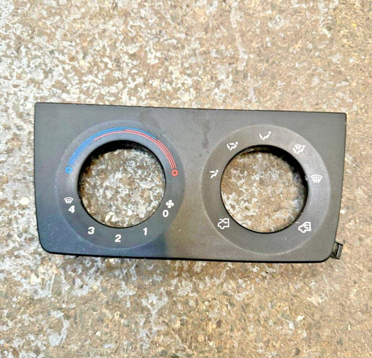 Fiat Ducato Mk3 Heater Control Panel Switch Surround Trim 168345100