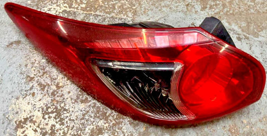 Mazda CX5 12-17 Passenger Rear Tailgate Light KD5451160