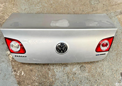 VW Passat B6 Saloon 05-10 Complete Silver Boot lid Tailgate With Lights