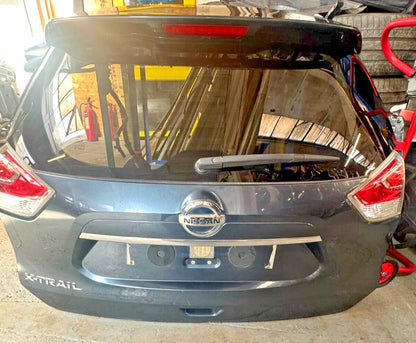 Nissan X Trail T32 Facelift 17-21 Complete Blue Tailgate Boot Lid With Lights