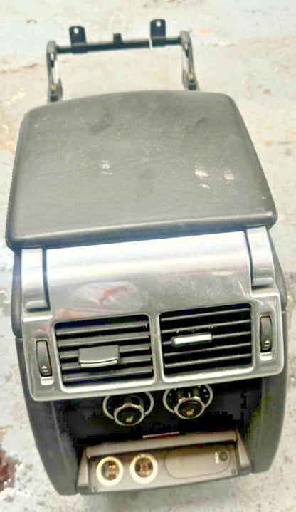 RANGE ROVER VOGUE L322 09-12 CENTRE CONSOLE WITH ARMREST FJZ500130XXX