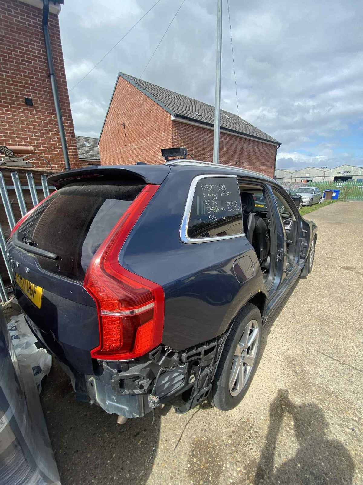 VOLVO XC90 MK2 (256) 2020 ONWARDS 2.0 PETROL AUTOMATIC B420T CAR FOR BREAKING
