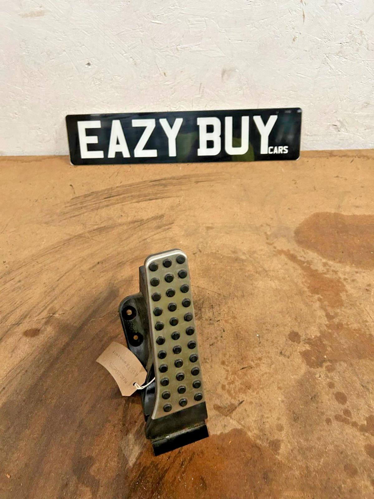 Mercedes C GLC Class Throttle Accelerator Pedal A2533000104