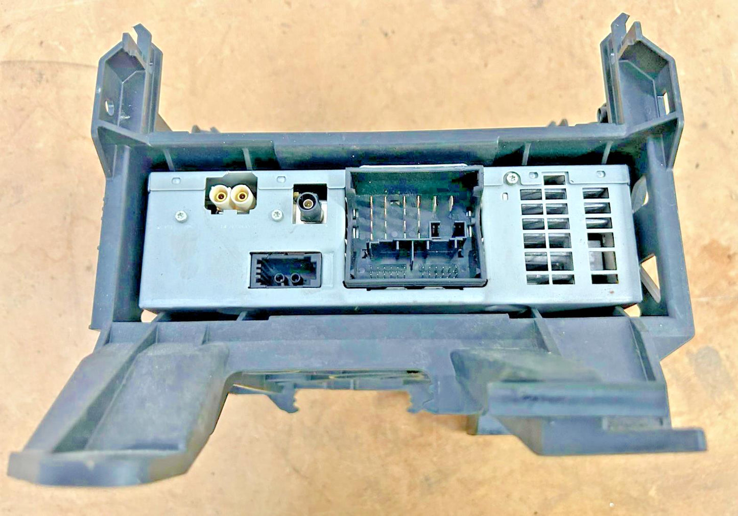 AUDI A4 B8 A5 8T MMI MULTIMEDIA SAT NAV CONTROL HEAD UNIT 4G0035061L