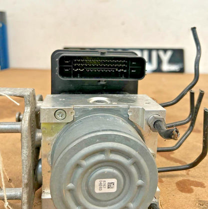 Mercedes C GLC CLass 2.1 Diesel ABS Pump With Controller A2534310200