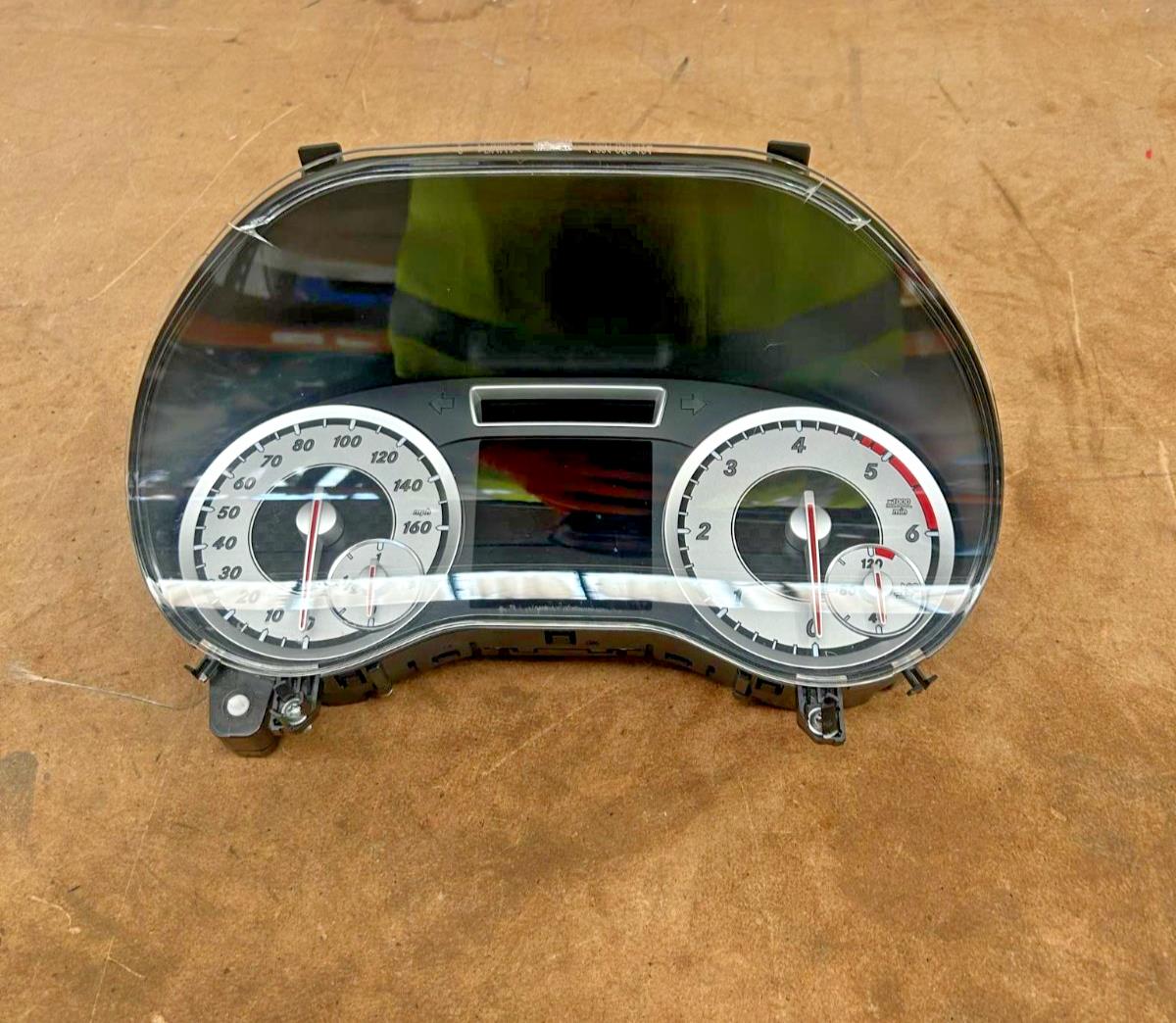 Mercedes A Class W176 13-17 2.0 Diesel Speedometer Clocks A1769009401