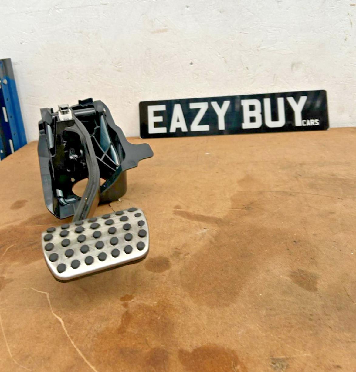 Mercedes C Class W205 14-18 Auto Brake Pedal Assembly A2052920515