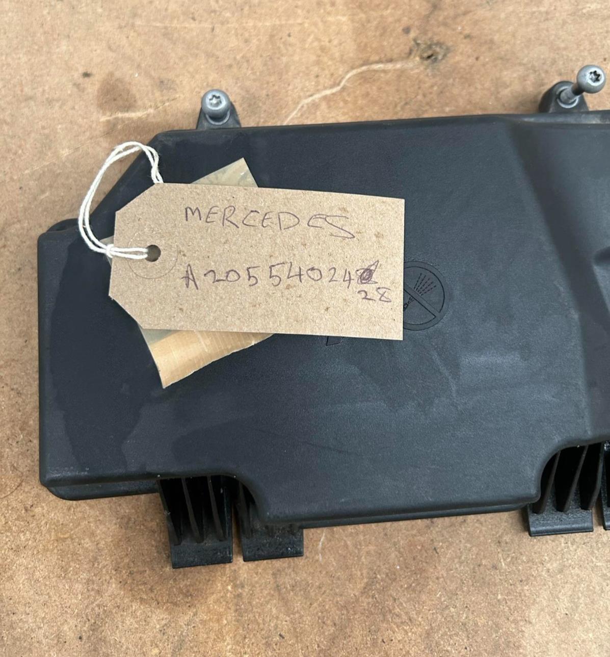 Mercedes W205 Cover Front Fuse Box Control Module Cap Top Cover Trim A2055402428