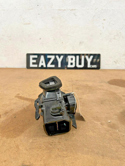 MERCEDES C CLASS W205/S205 DASHBOARD AIR VENT DUCT DRIVER SIDE A2058300200