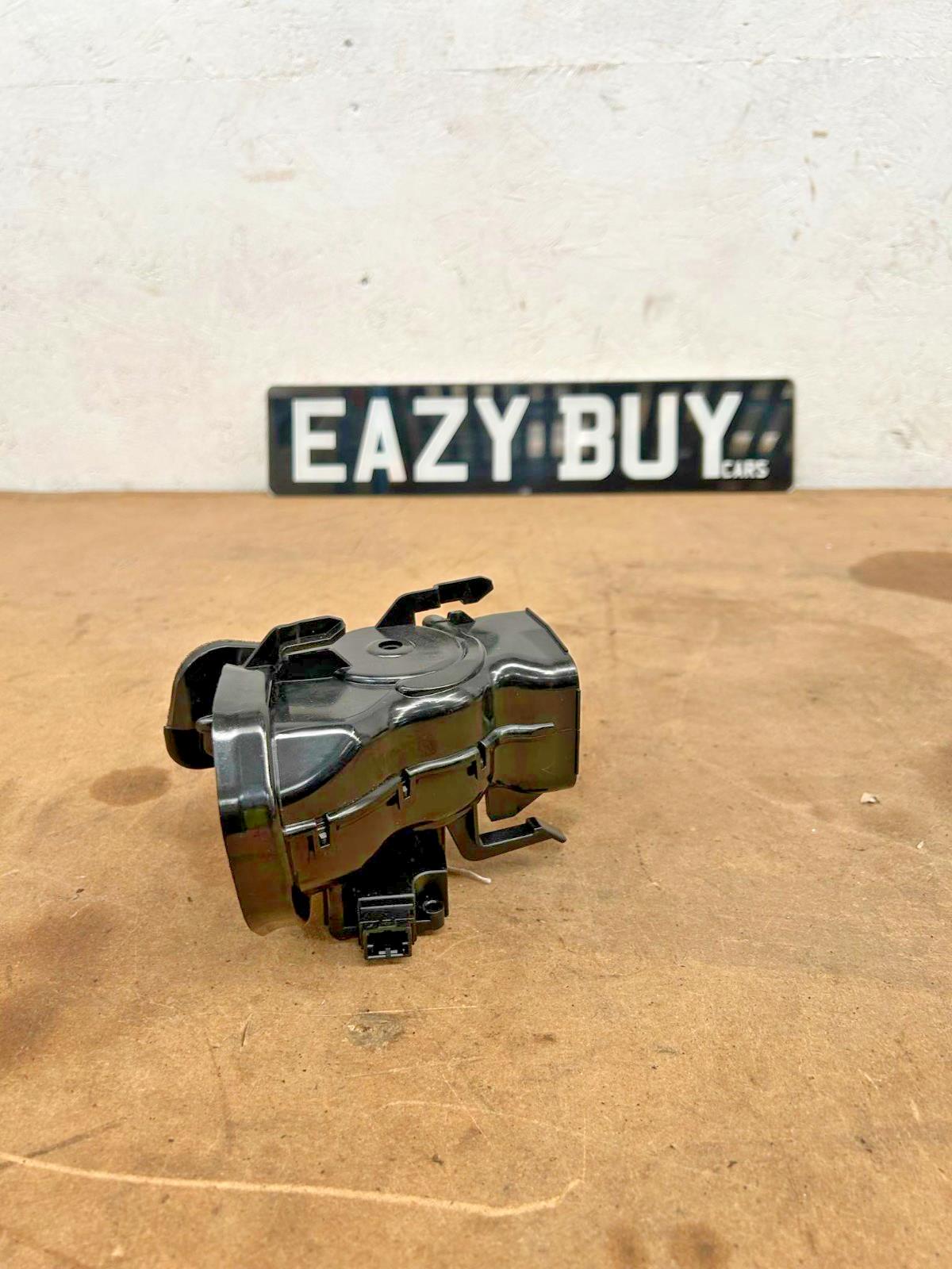 MERCEDES C CLASS W205/S205 DASHBOARD AIR VENT DUCT DRIVER SIDE A2058300200