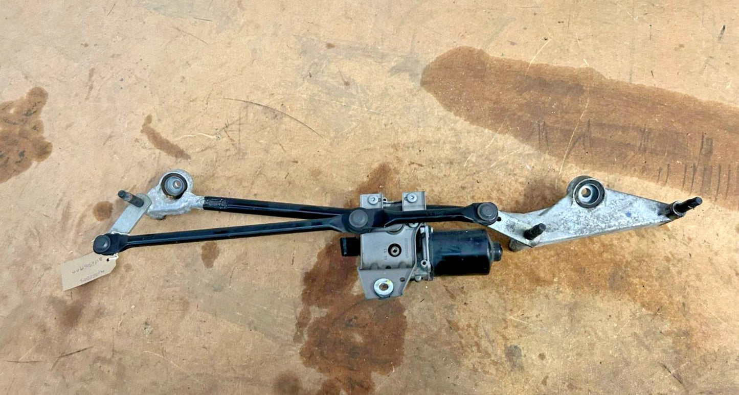 MERCEDES BENZ CLA C117 FRONT WIPER MECHANISM WITH MOTOR A1769061900