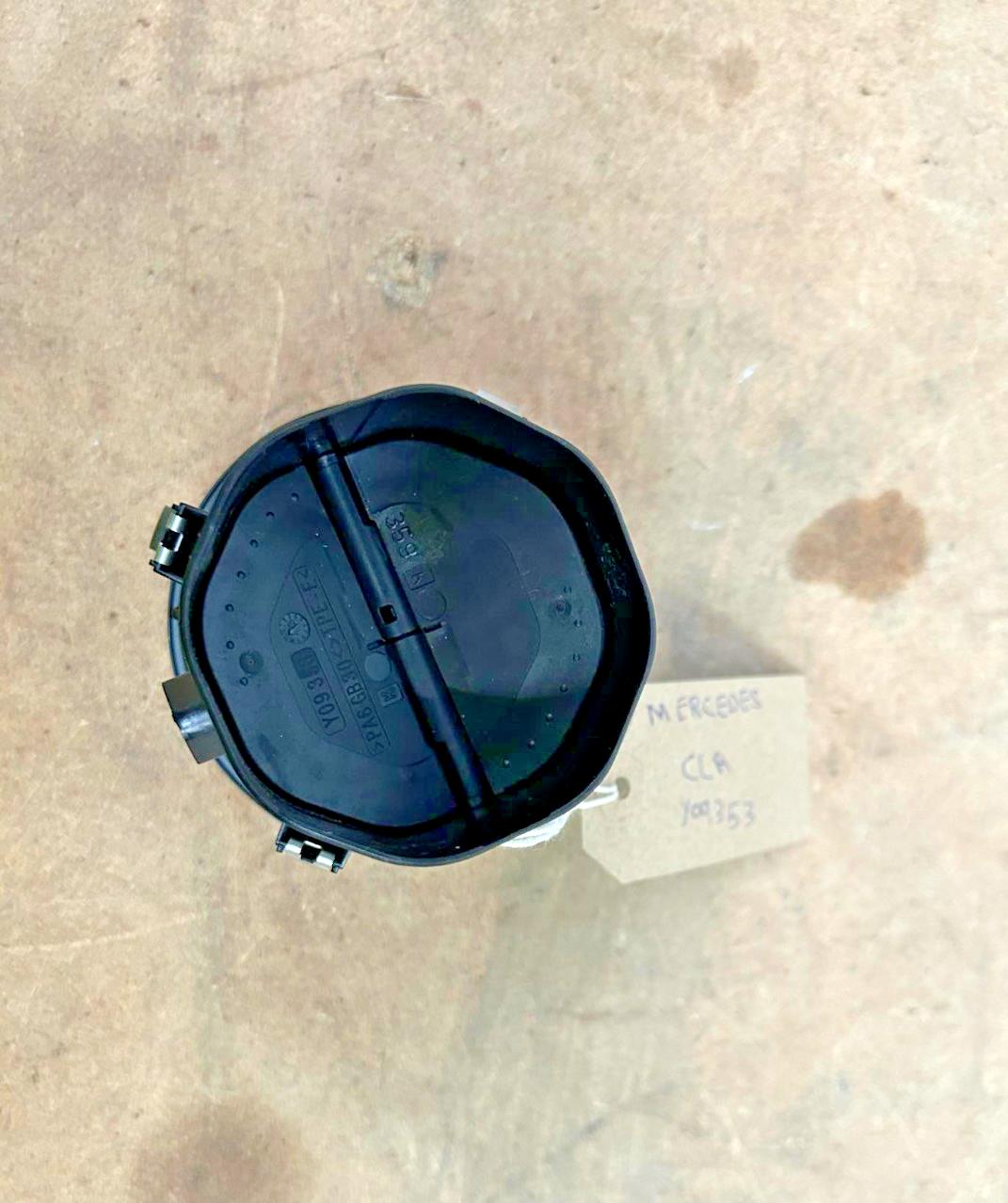 Mercedes-Benz CLA C117 X117 W117 dashboard side air vent grill Y10073