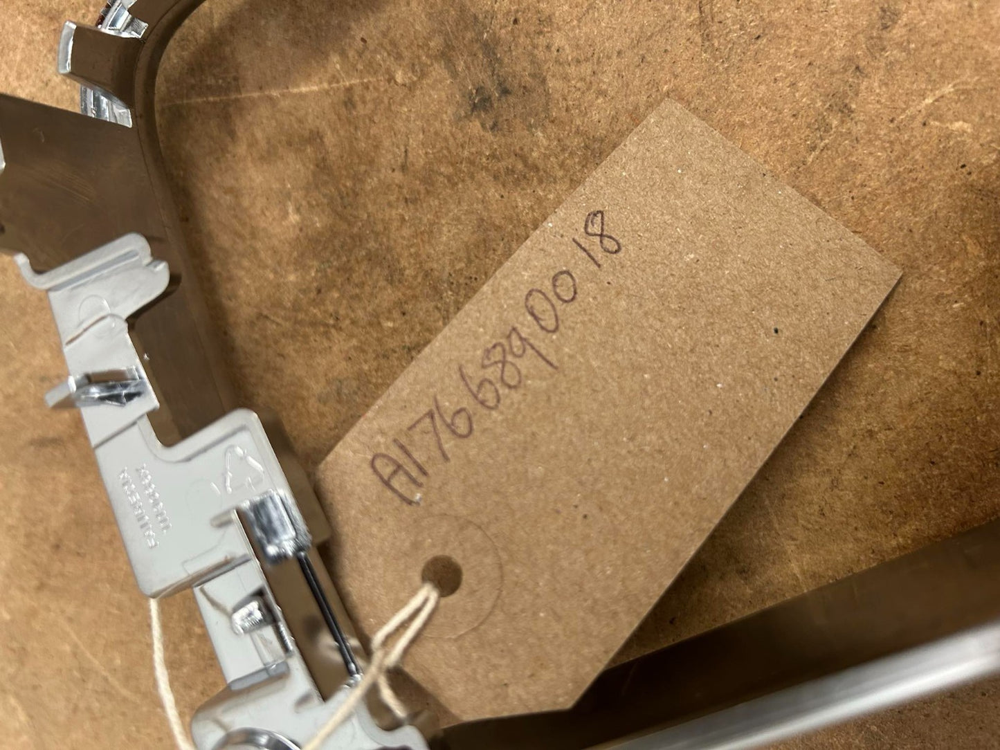 MERCEDES A CLASS W176 2013 DASHBOARD DISPLAY SCREEN SURROUND TRIM A1766890018