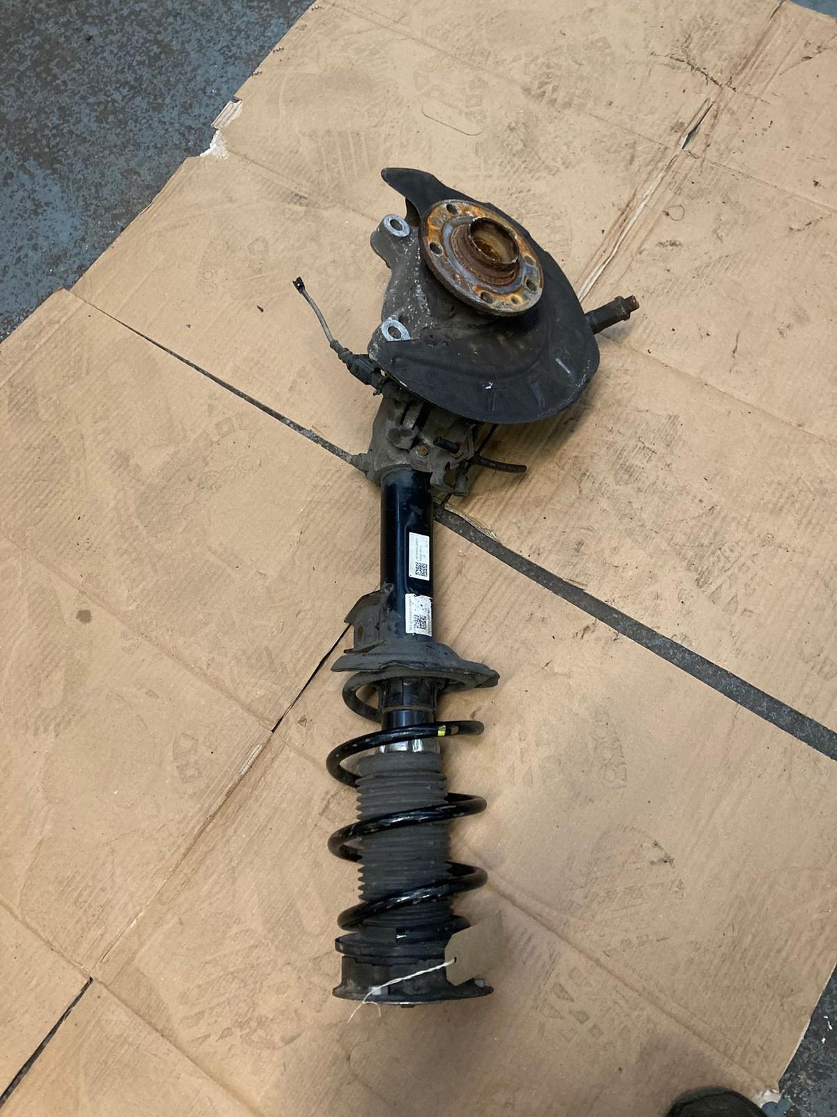 Volkswagen VW Shock Absorber Strut 5Q041304131CJ